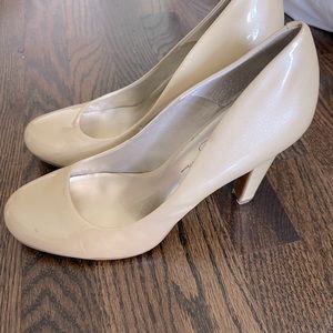 Jessica Simpson Pumps